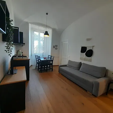 Acche Apartment *