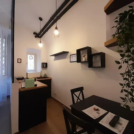 Acche Apartment *
